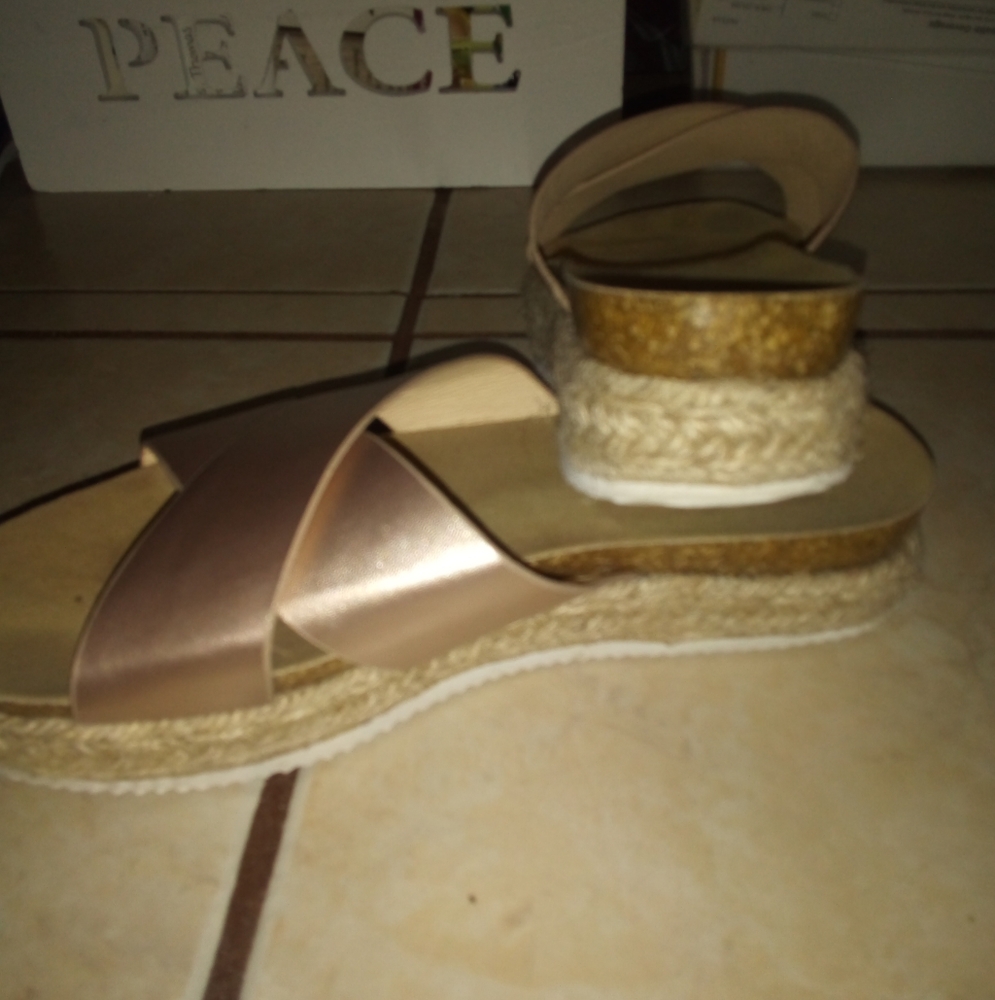 Sandals - Picture 2 of 2